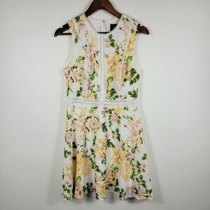 Disney Princess Girl's Size Medium Dress White Yellow Pink Floral Crochet Accent